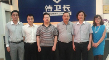 通過中擂公司的策劃，我們公司開發的一款北斗衛星安全導航防盜反劫產品找到了精準的定位，并成功簽約著名演員何家勁為品牌代言，對于提高品牌創新度很有幫助，這次與中擂合作很愉快。
